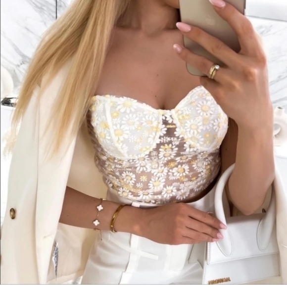 ZARA Sheer Daisy Print Strapless Bustier in Cream, White, and Yellow, Size Small - Picture 1 of 8